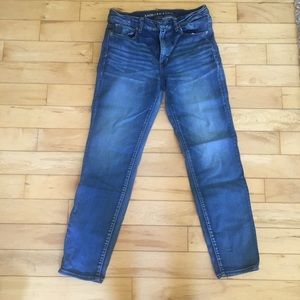 American Eagle High Rise Skinny jeans Size 10